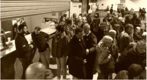 Comme la veille à Rodez, le boulodrome couvert a longtemps affiché complet, ce dimanche après-midi à Creissels. 