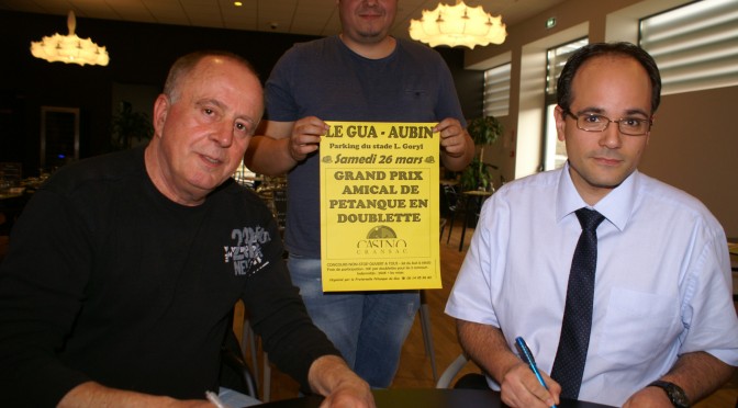 Signature d’un partenariat entre la Fraternelle pétanque Le Gua et le casino de Cransac